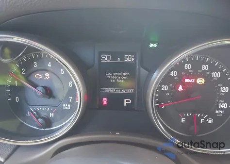 2011 Jeep Grand Cherokee Laredo z USA, uszkodzony, nr VIN 1J4RR4GG4BC509186